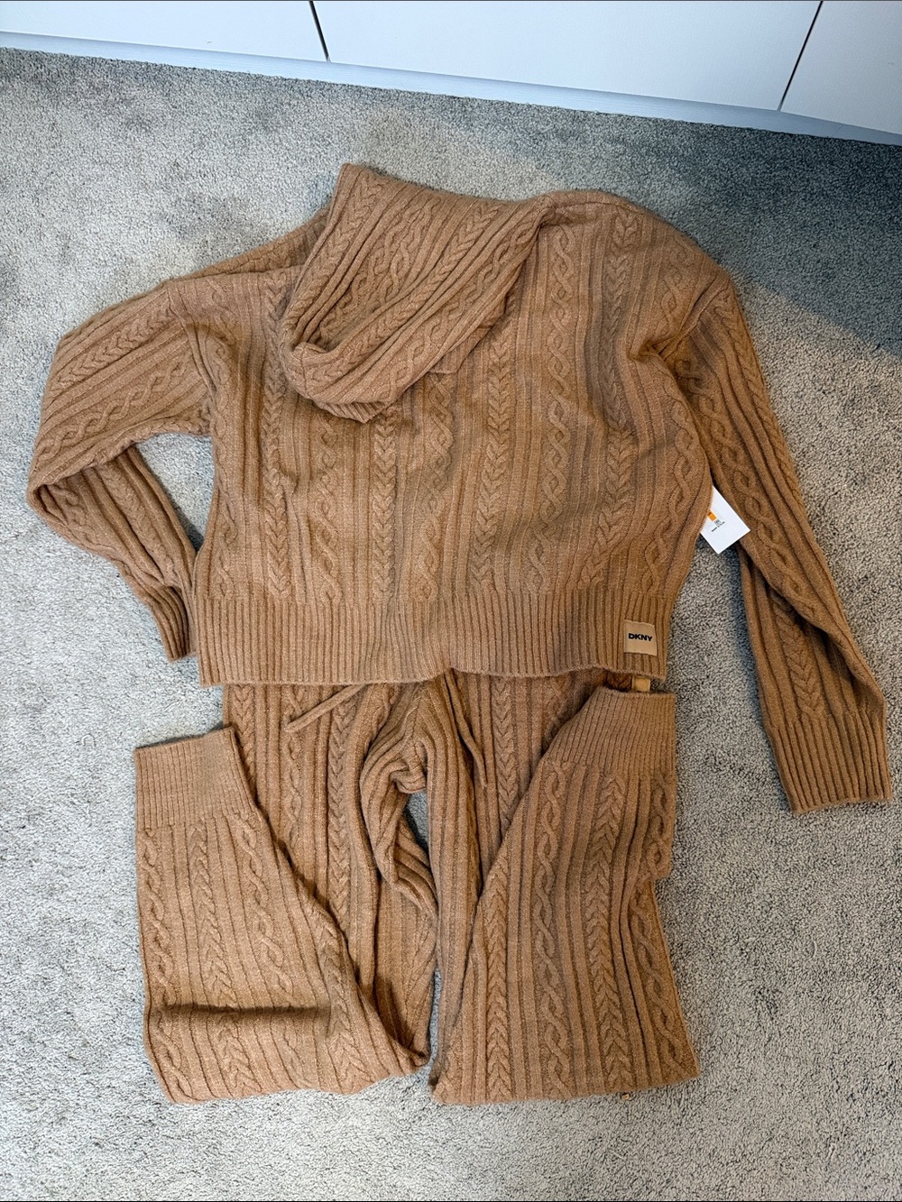 Dkny Sport Cozy Cable Sweater Lounge Set in Camel Brown